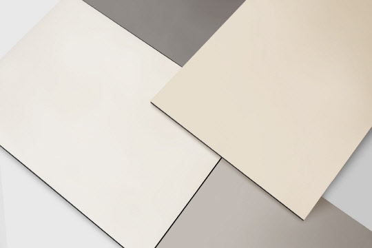 동국제강 친환경 컬러강판 신제품 '럭스틸 BM-PCM' 제품 사진. 동국제강 제공